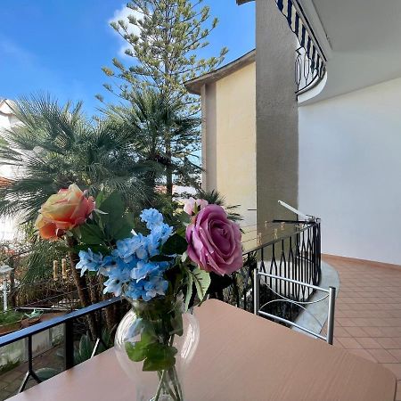 Casa Vacanze Mariafrancesca イスキア島 エクステリア 写真