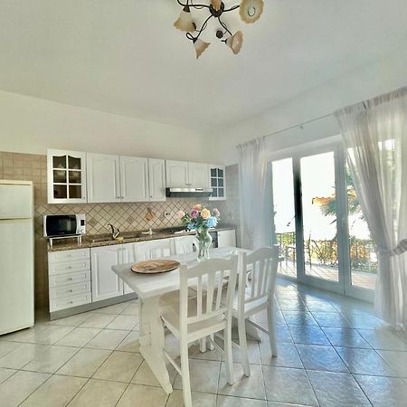 Casa Vacanze Mariafrancesca イスキア島 エクステリア 写真